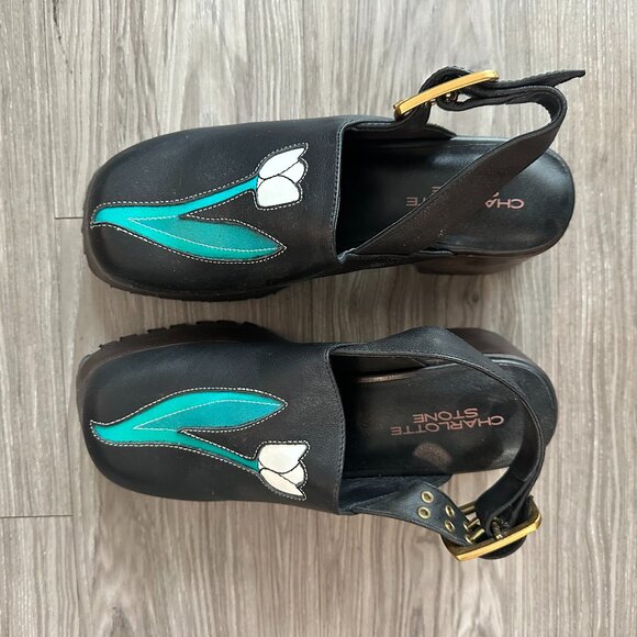 Charlotte Stone Shoes - Lorien Stern Darren Clog in Black Tulip Size 7